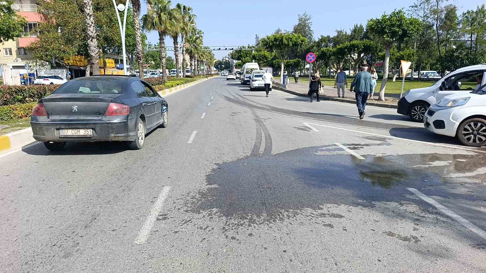otomobilin carptigi yaya agir yaralandi 1 LWc7PAAW