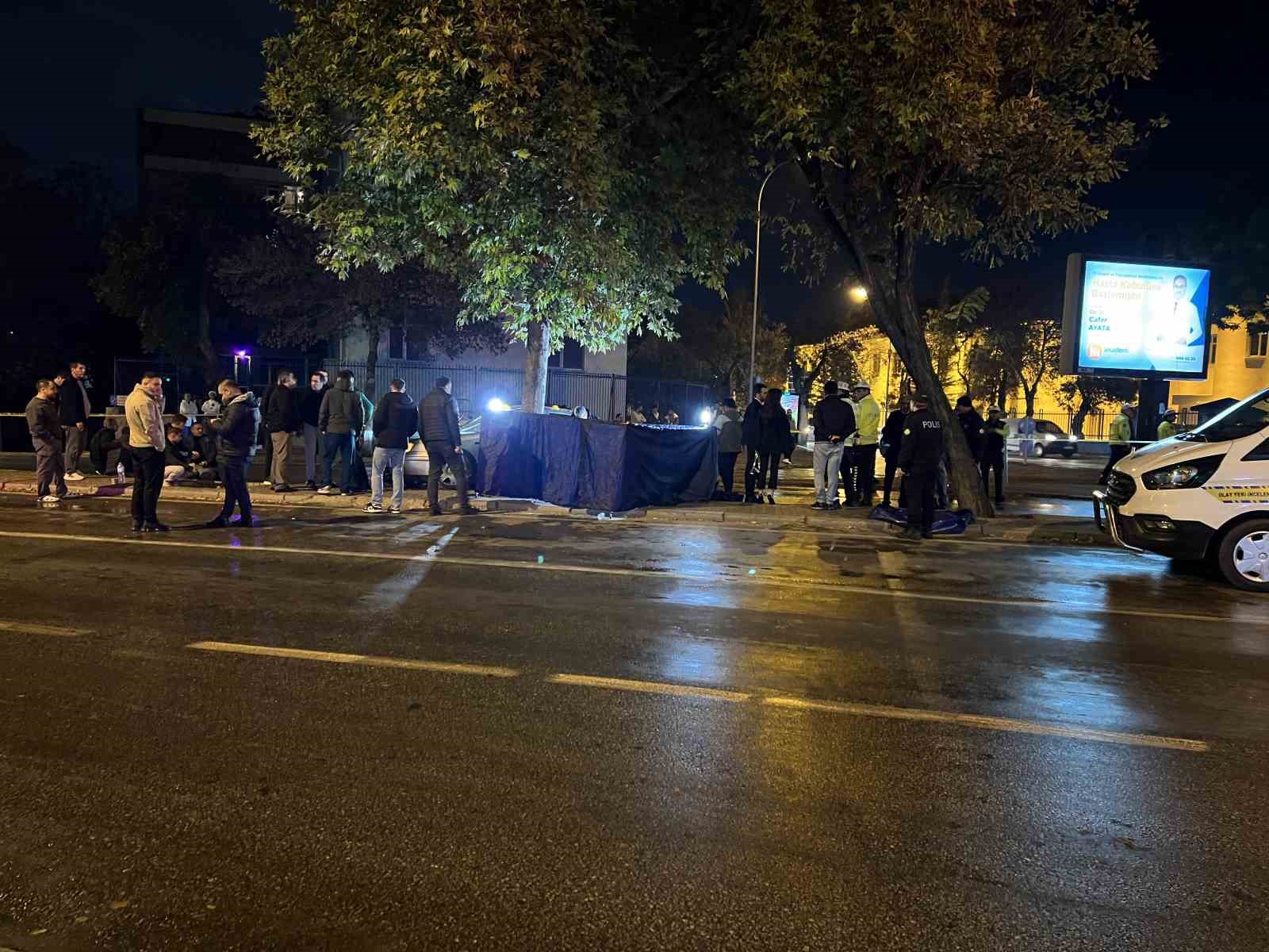 otomobilin carptigi yaya hayatini kaybetti 2 i1QPMZrI