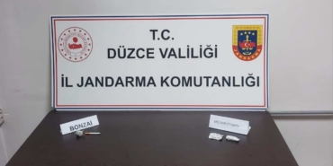otomobilin-havalandirma-menfezinden-uyusturucu-cikti-JvgGiXZx.jpg