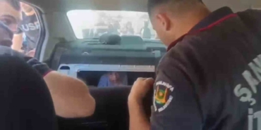 otomobille-aradiklari-cocuk-bagajdan-cikti-YY9Ifbsx.jpg