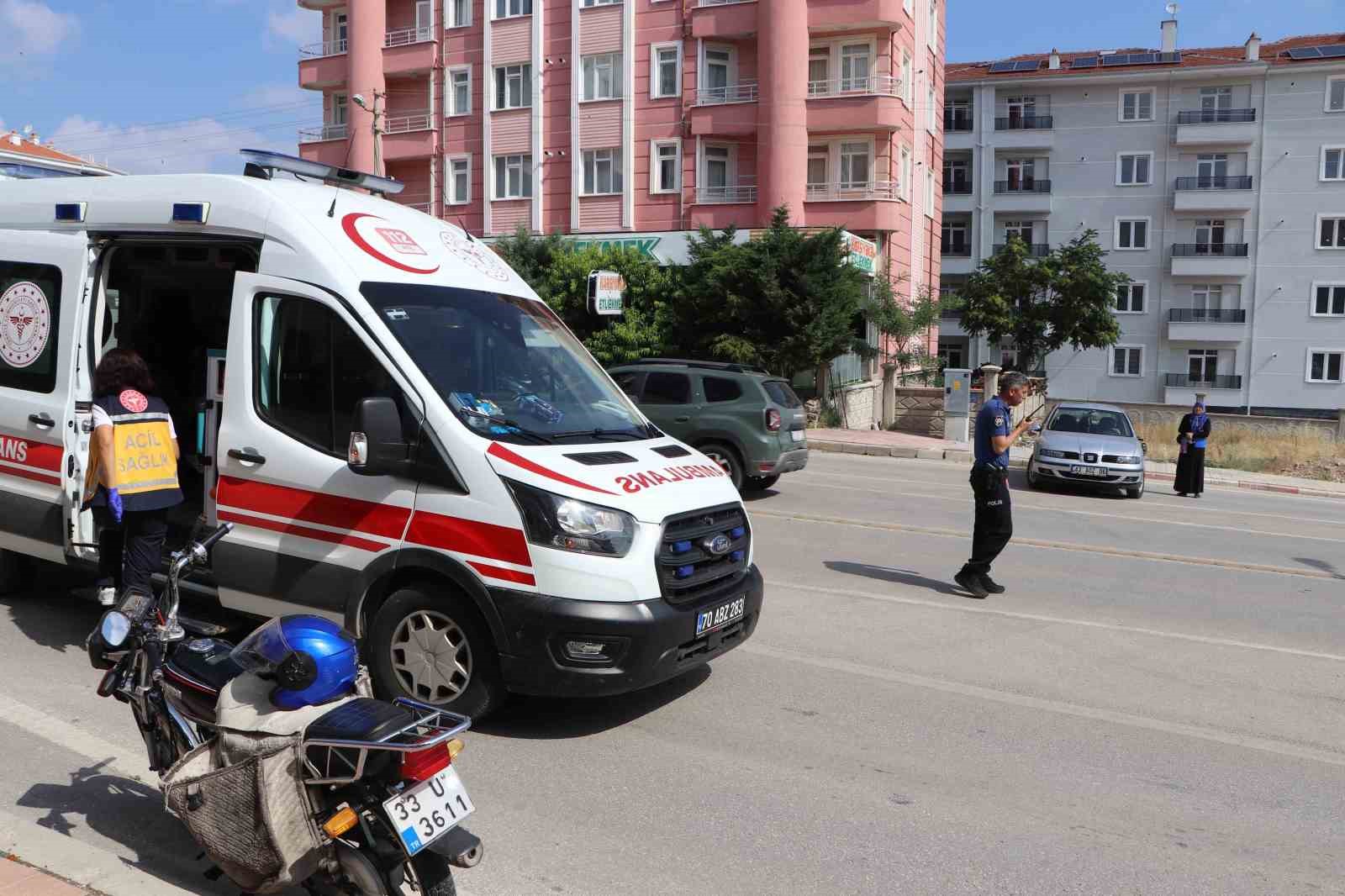 Otomobille çarpışan motosikletin sürücüsü yaralandı 4 otomobille carpisan motosikletin surucusu yaralandi 0 FyFjzHhm