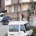otomobille-carpisan-motosikletli-yaralandi-f5kRrMLX.jpg