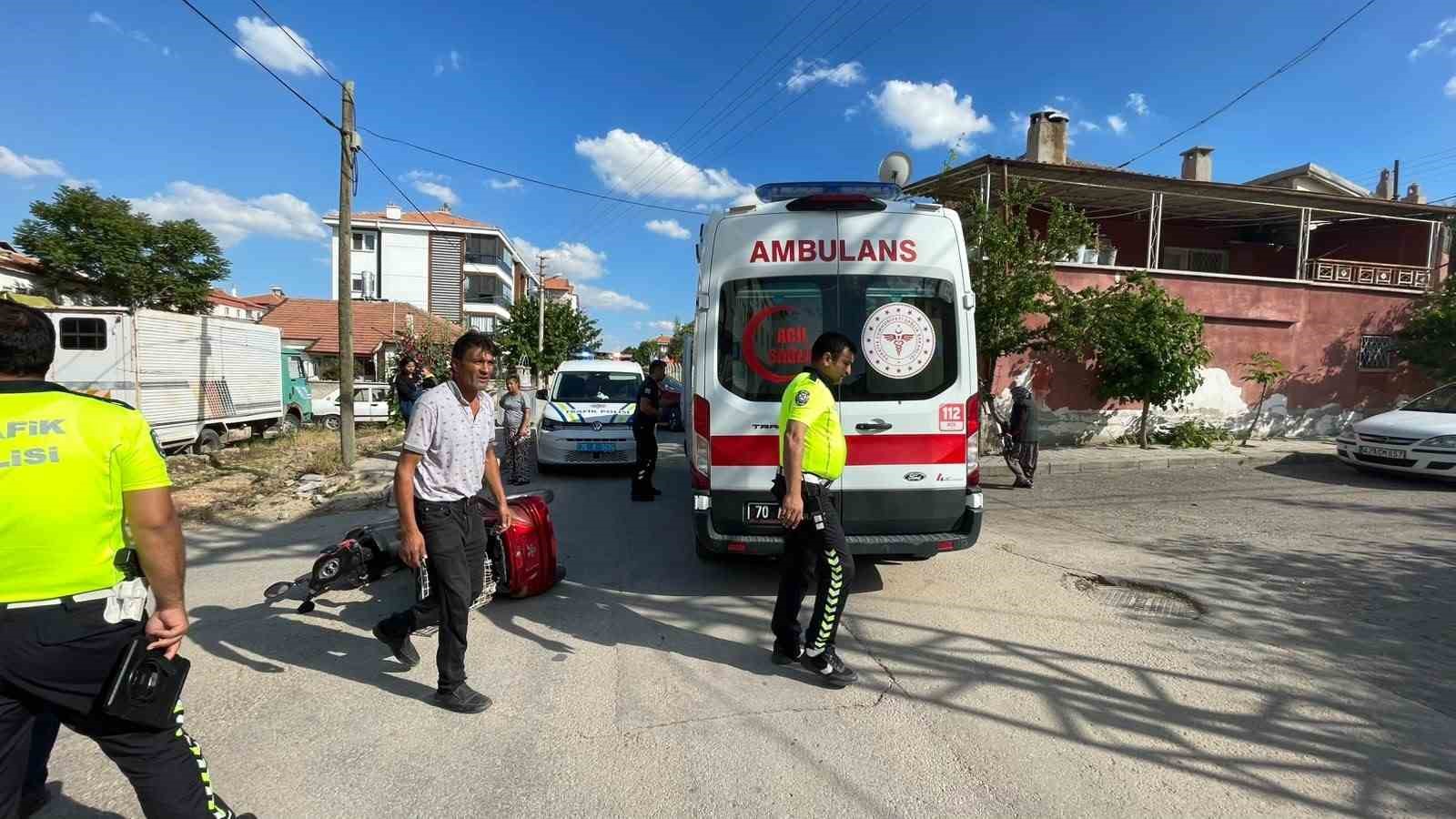 Otomobille çarpışan üç tekerlekli bisiklet devrildi: Kazada anne ve kızı yaralandı 5 otomobille carpisan uc tekerlekli bisiklet devrildi kazada anne ve kizi yaralandi 1 Myc11pl1