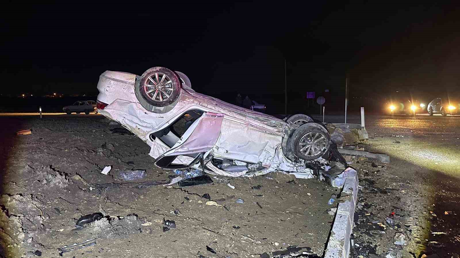 otomobiller kafa kafaya carpisti 2 yarali 0 1m13OPAy