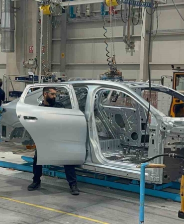 otomotiv-sektoru-avrupada-gaza-basti-8ZwOserW.jpg