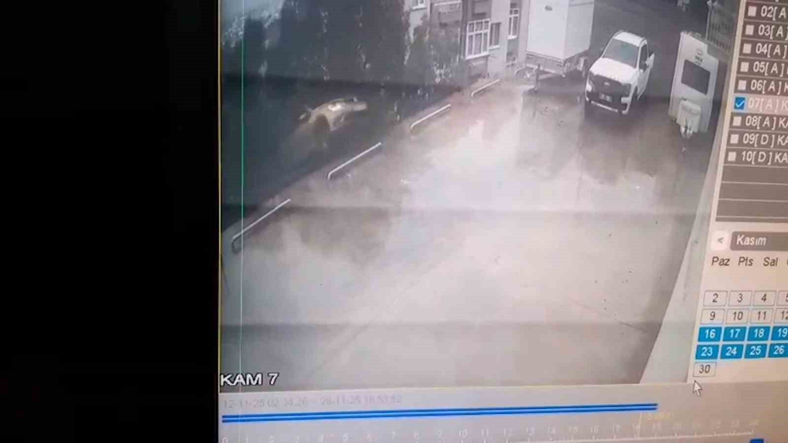 otoparktan cikan otomobil 10 metrelik yukseklikten bahceye uctu 1 yarali 3 tqZsdiAY