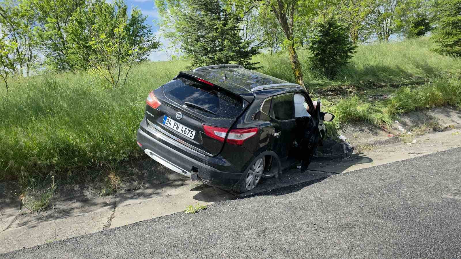 otoyolda dolu yagisi kazalari beraberinde getirdi 2 yarali 0 ASwGcnek