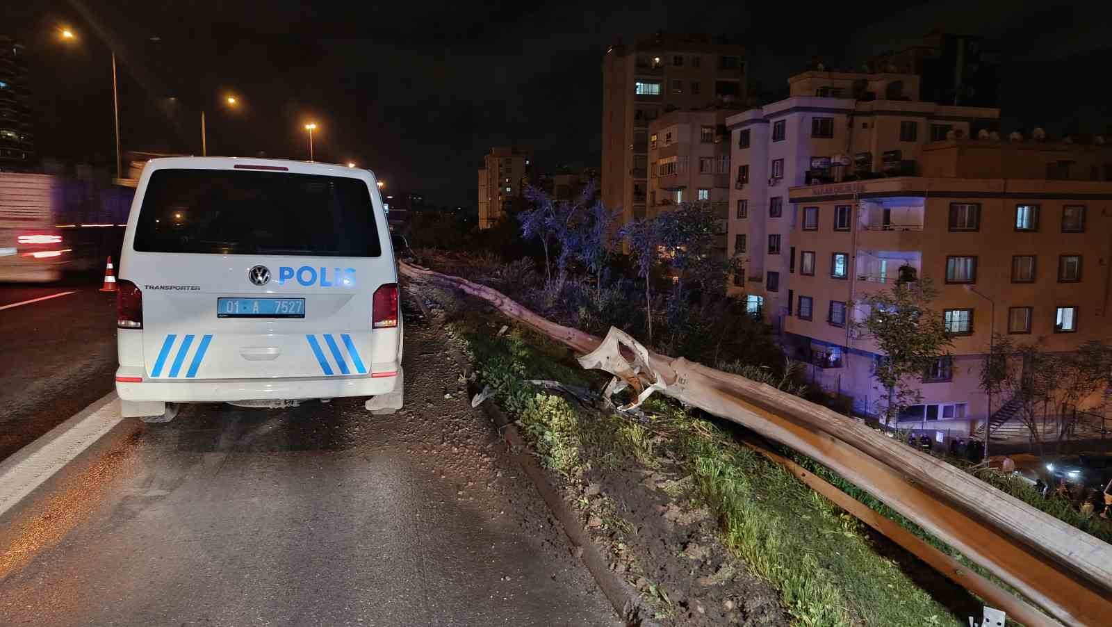 otoyolda feci kaza anne yaralandi surucu oglu oldu 4 paQRQe6F