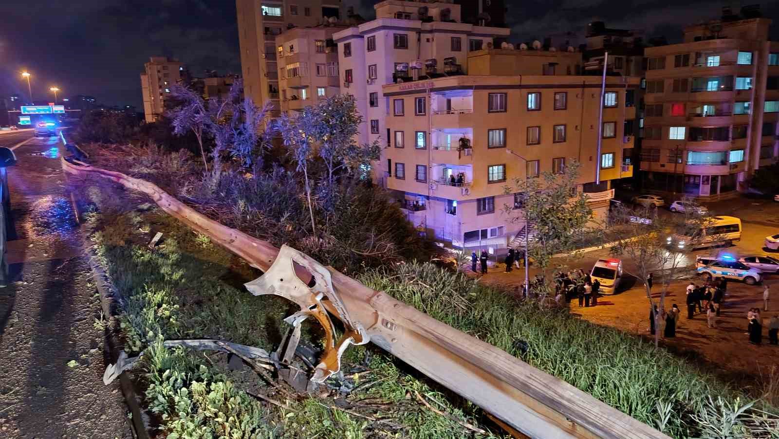 otoyolda feci kaza anne yaralandi surucu oglu oldu 6 IbdZ76vP