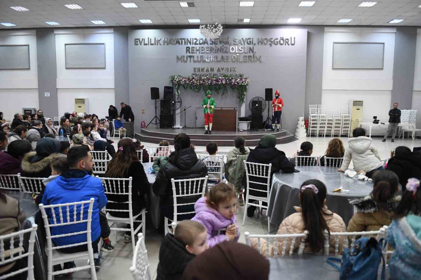 ovaakca karagoz ve sihirbazlik gosterisiyle senlendi 2 ubhpRGKG