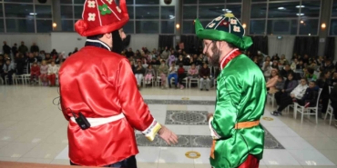 ovaakca-karagoz-ve-sihirbazlik-gosterisiyle-senlendi-ikgG9Prk.jpg