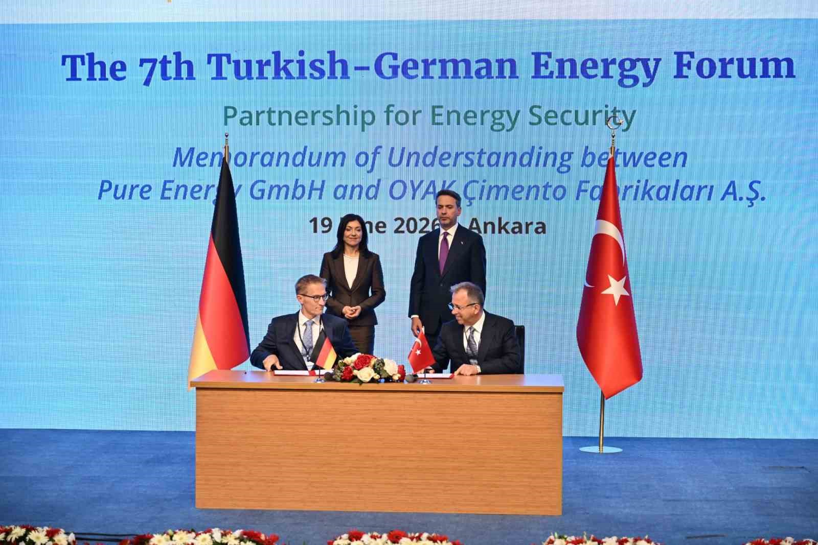 oyak cimento ve pure energyden surdurulebilir gelecek icin stratejik ortaklik 0 lmw8uZWf