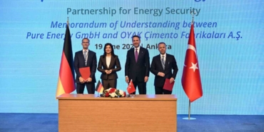oyak-cimento-ve-pure-energyden-surdurulebilir-gelecek-icin-stratejik-ortaklik-DrNEkl11.jpg