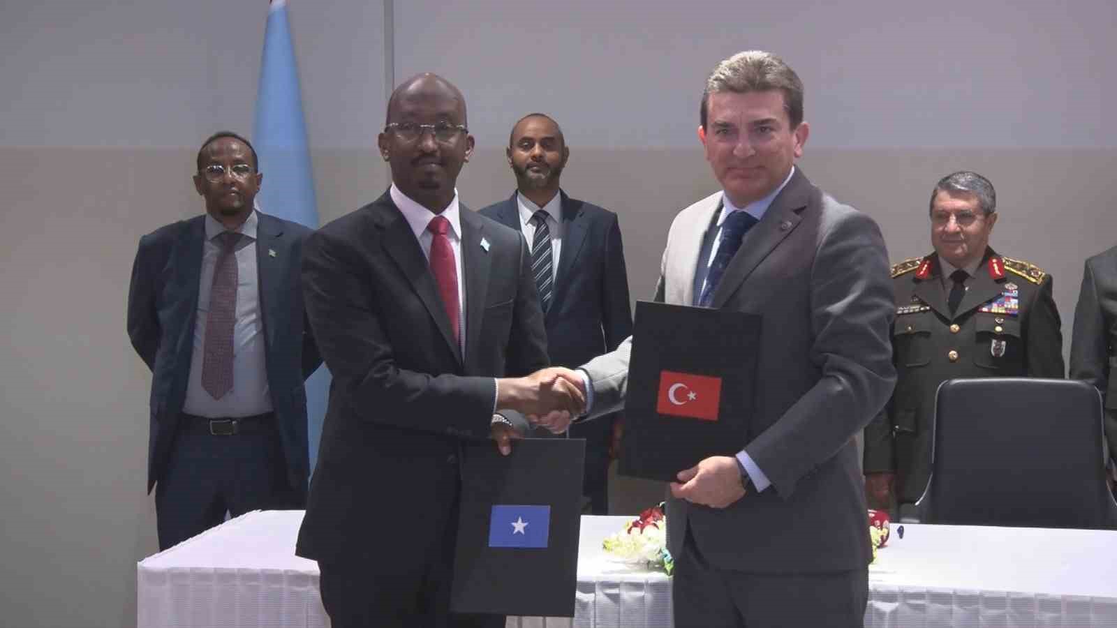 oyak ile somali balikcilik ve mavi ekonomi bakanligi arasinda stratejik isbirligi ve hizmet anlasmasi 4wScgHOJ