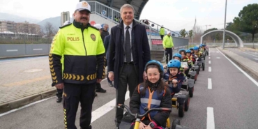 oyak-renaultdan-gelecek-icin-guvenli-adimlar-projesi-aHzmgHg5.jpg