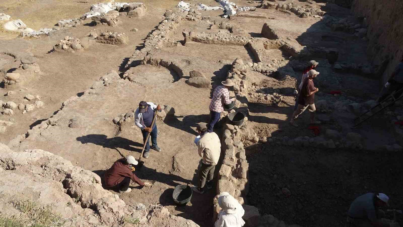 Oylum Höyük’te 38. kazı sezonu başladı 9 oylum hoyukte 38 kazi sezonu basladi 5 4prfyIWQ