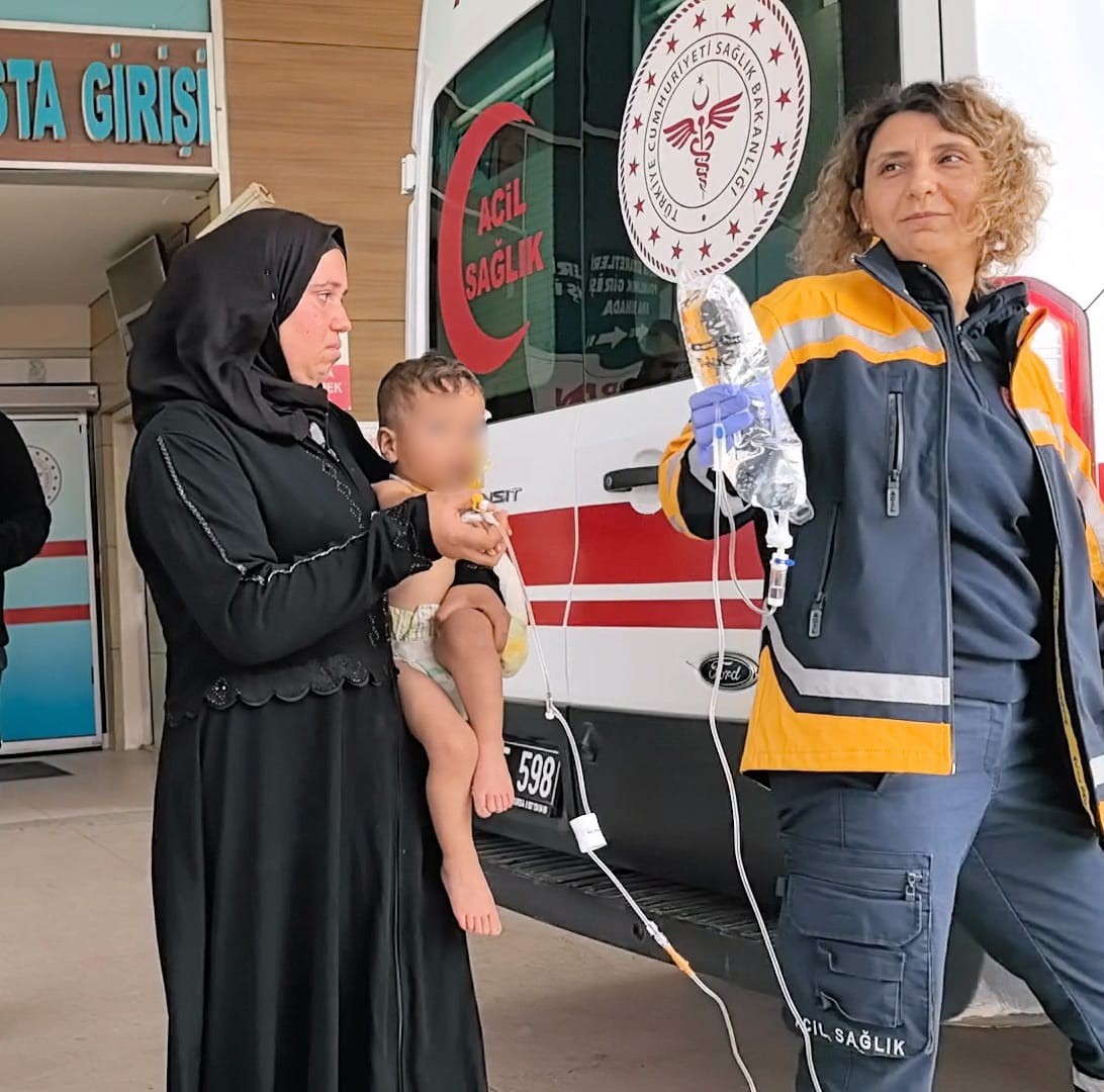 Oyun oynarken ateşe düşen çocuk ağır yaralandı 4 oyun oynarken atese dusen cocuk agir yaralandi 0 M7TJgVRI