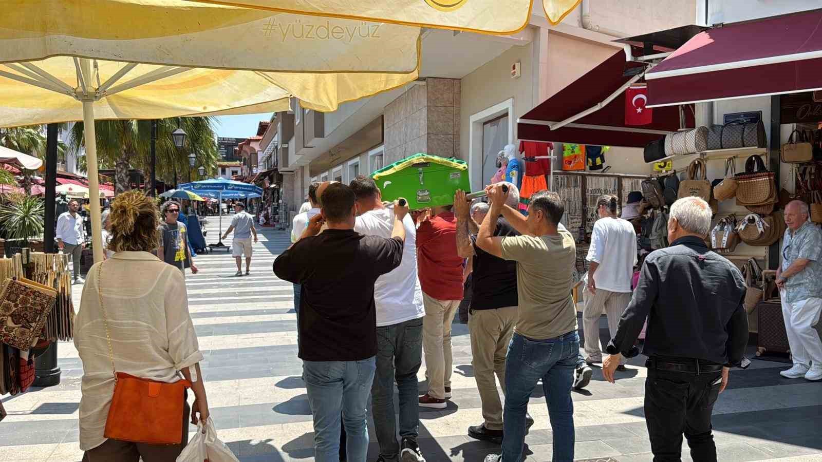 oyuncu irtemin cenazesi camiye getirildi 0 3tQGw2cN