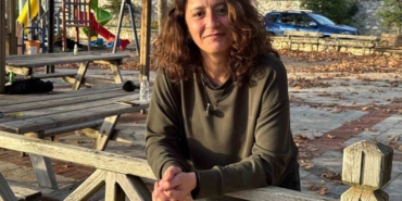 oyuncu-metin-akpinarin-biyolojik-kizi-duygu-nebioglu-20-yildir-verdigim-mucadelede-ne-kadar-hakli-CUzwtqwe.jpg
