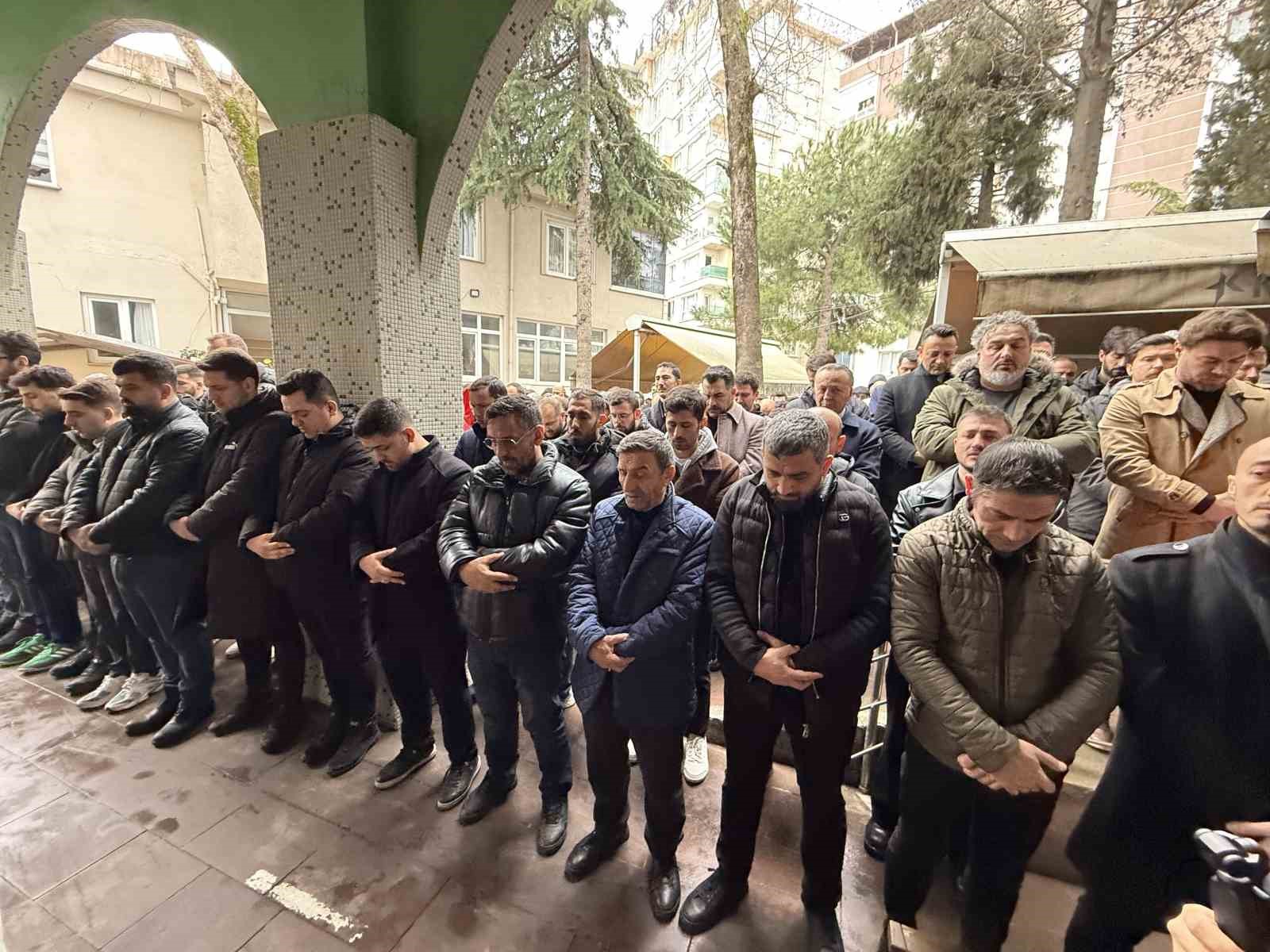 oyuncu ramazan tetik son yolculuguna ugurlandi 1 Wi5SFLdZ