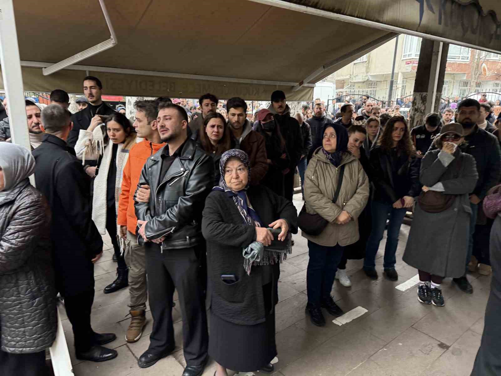 oyuncu ramazan tetik son yolculuguna ugurlandi 5 Uvc1cRbq