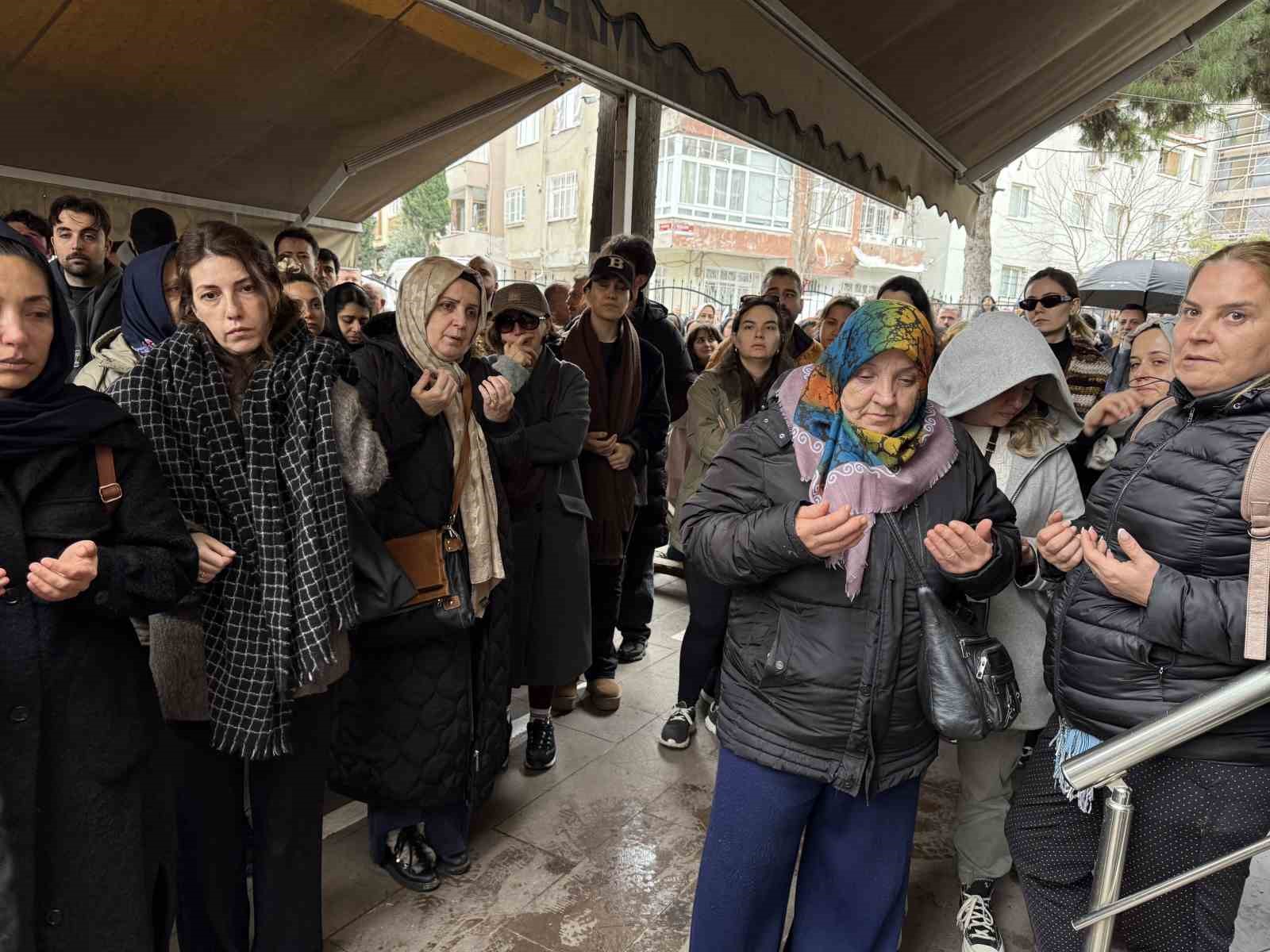 oyuncu ramazan tetik son yolculuguna ugurlandi 6 fau2XSlP