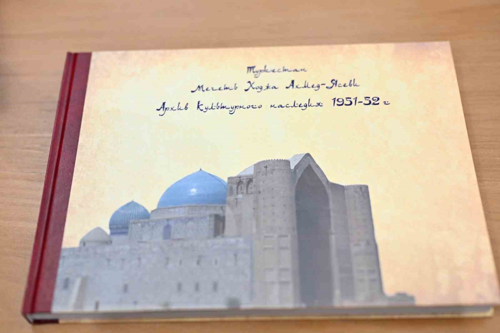 ozbekistan cumhurbaskani mirziyoyev kazakistanli mevkidasi tokayevle bir araya geldi 1 TakSynX3