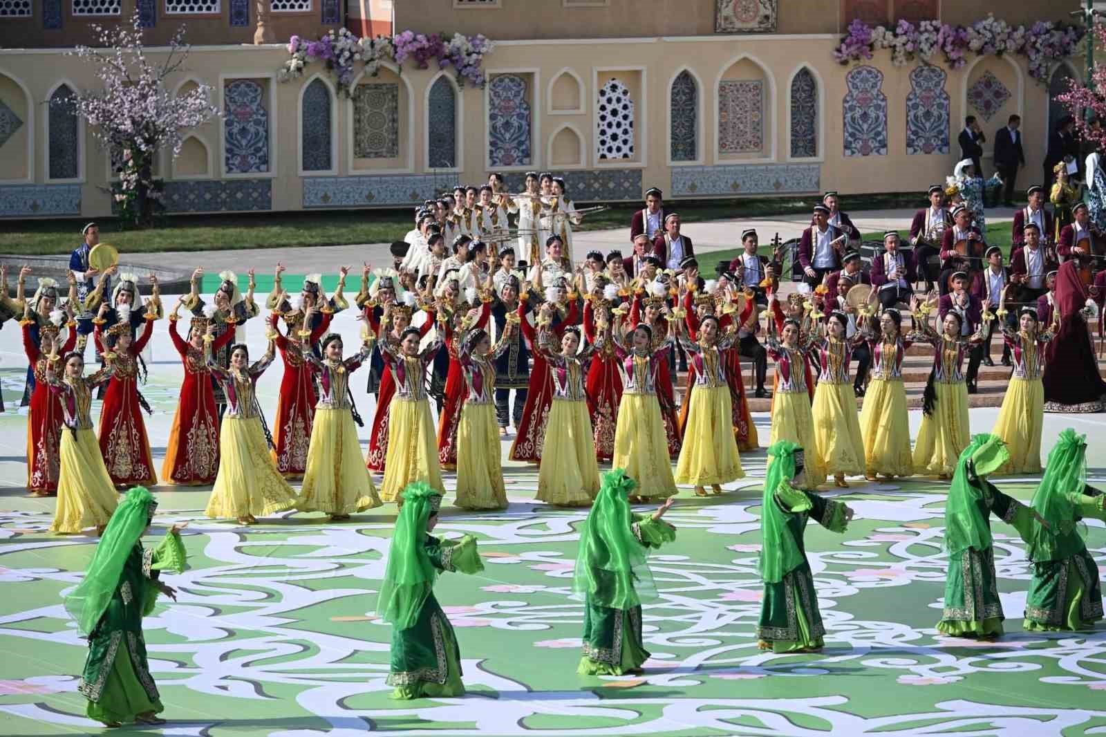 ozbekistanda nevruz coskuyla kutlandi 3 6mGQtYDG