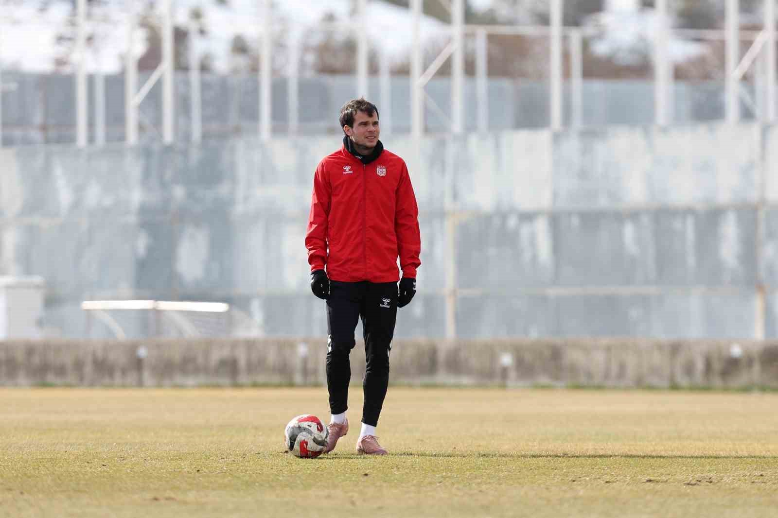 ozbelsan sivasspor pendikspor maci hazirliklarini tamamladi 6 OEwyOJeg