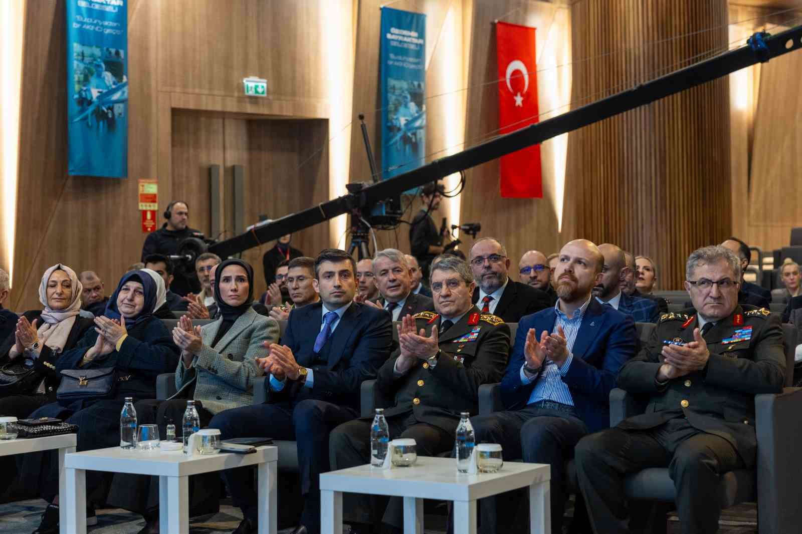 ozdemir bayraktarin yasam oykusu belgesel oldu 7
