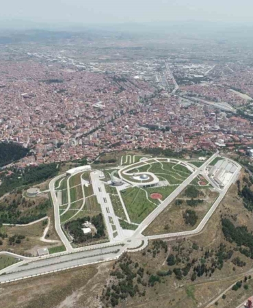 ozel-2-bin-yillik-tehlike-ben-buradayim-dedi-rlcKs6qa.jpg