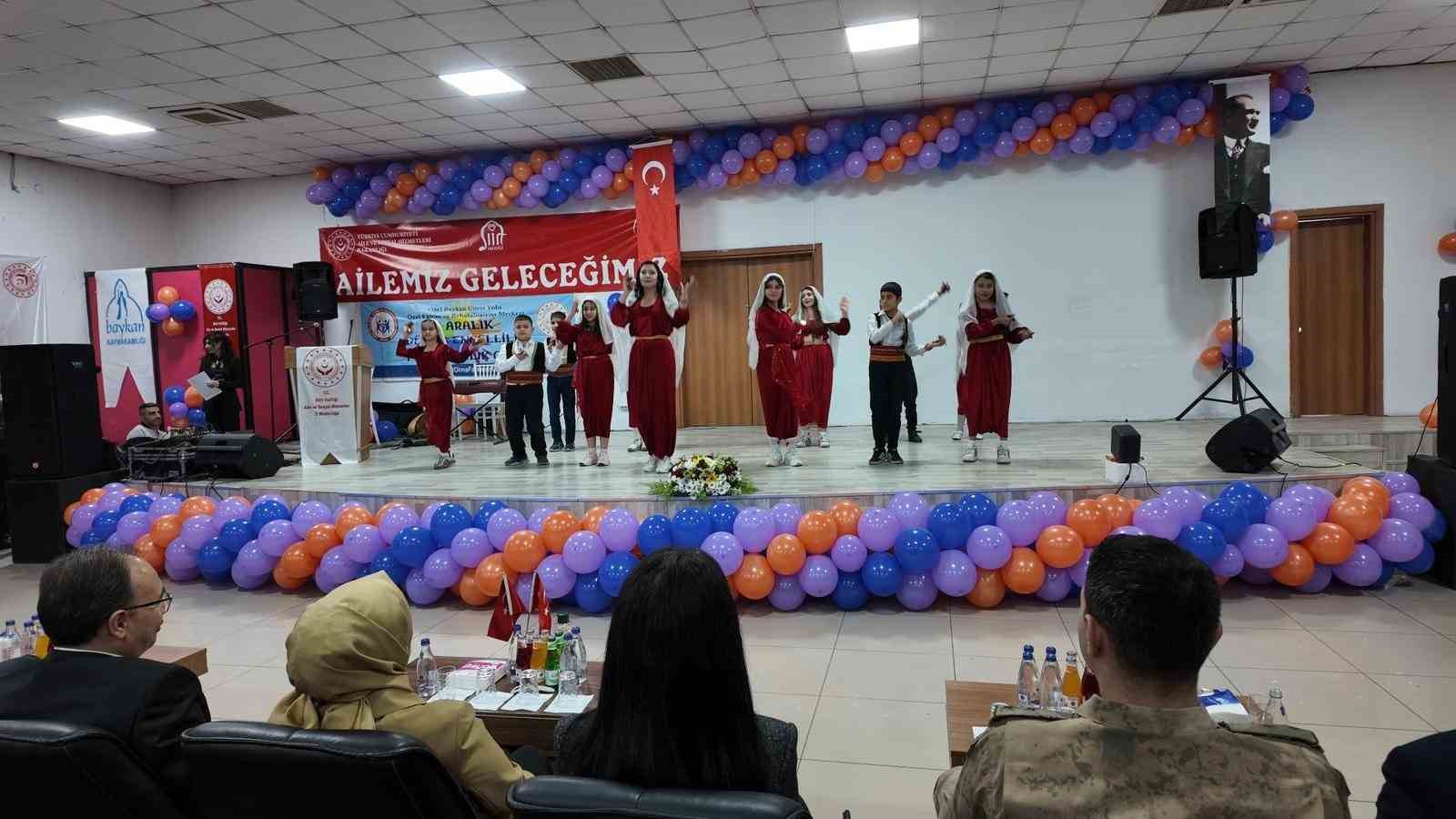 ozel bireyler askeri kamuflaj giyerek yemin torenine katildi 3 7AmiUILV