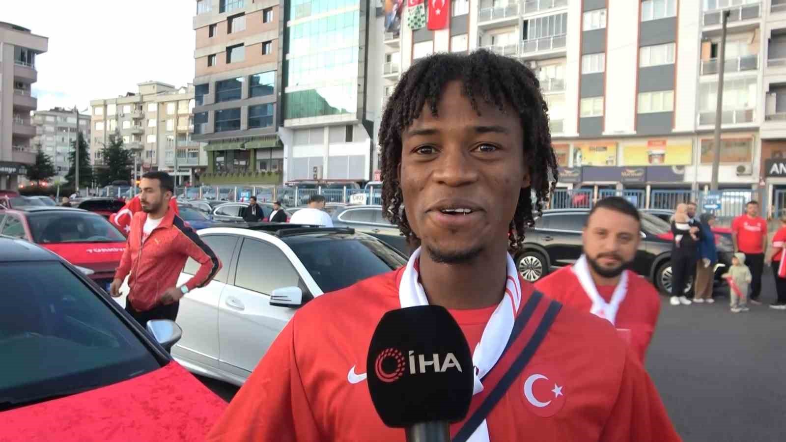 Bursa’da A Milli Takım coşkusu sokaklara taştı, 250 araçlık konvoy kenti turladı 9 ozel bursada a milli takim coskusu sokaklara tasti 250 araclik konvoy kenti turladi 5 NM3tD1qD