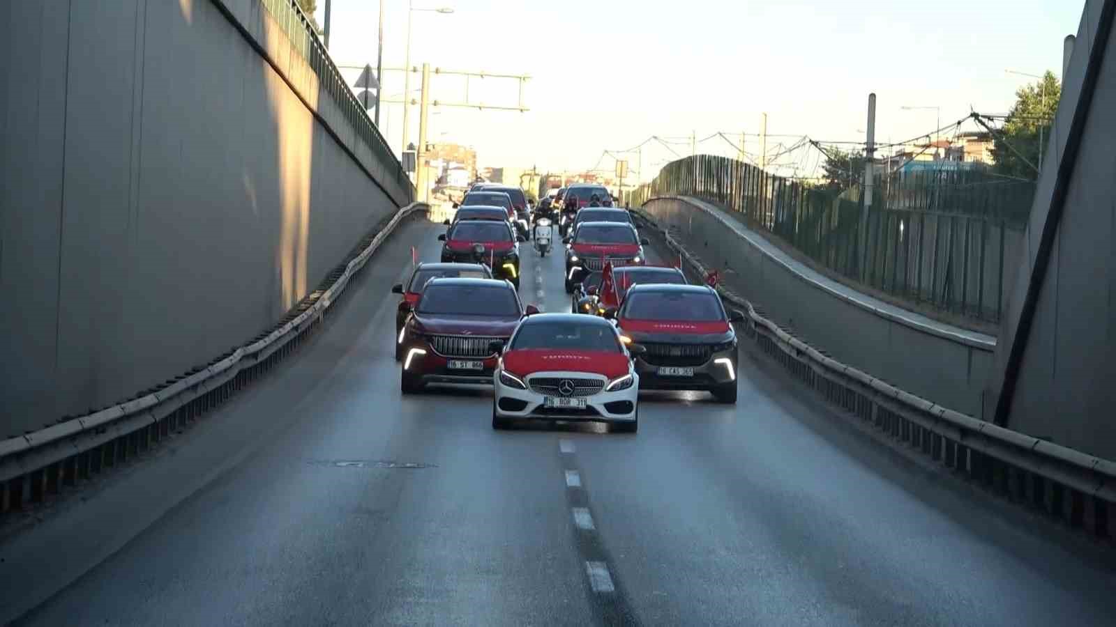 Bursa’da A Milli Takım coşkusu sokaklara taştı, 250 araçlık konvoy kenti turladı 13 ozel bursada a milli takim coskusu sokaklara tasti 250 araclik konvoy kenti turladi 9 6Yz2StBi