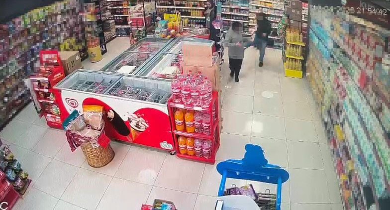 ozel gereksinimli cocugunu darp etmisti baba gozaltina alindi 2 q2QqqNlA