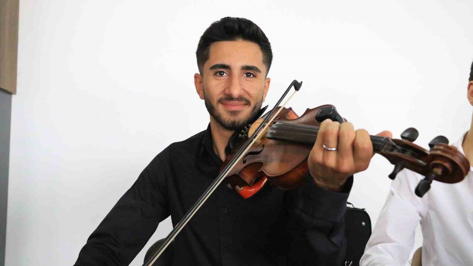 ozel gunler guzel sanatlar lisesi ogrencileriyle anlam buluyor 3 rXQ3wmRr