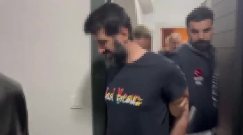 ozel harekat destekli operasyonda firarinin evine kocbasiyla girildi 1 MgjSSQ9F