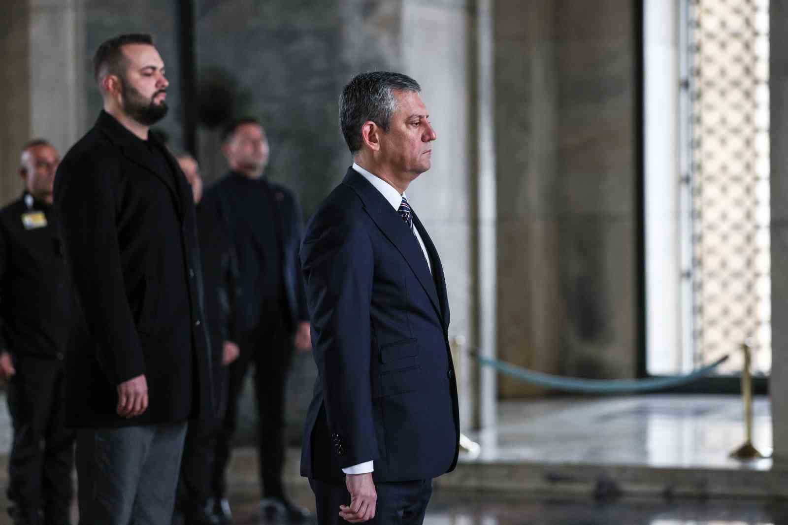 Özel: "Kurultayımızda yenilenen parti programımız, güncellenen tüzüğümüz ve yeni kadrolarımızla birlik ve beraberlik içinde geleceğe yürüyoruz" 7 ozel kurultayimizda yenilenen parti programimiz guncellenen tuzugumuz ve yeni kadrolarimizla birlik ve beraberlik icinde 8k5JJrL1