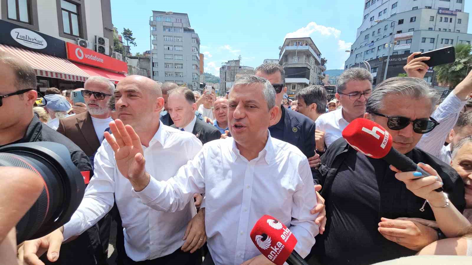 ozel siyasette marifet gemiyi limana cekmek degil gemiyi menzile ulastirmak hedefe goturmek iktidara goturmektir CuKELws8