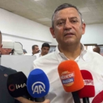ozgur-ozel-bu-hizmet-odakli-yuruyusu-kimse-engelleyemez-1AhEdBjC.jpg