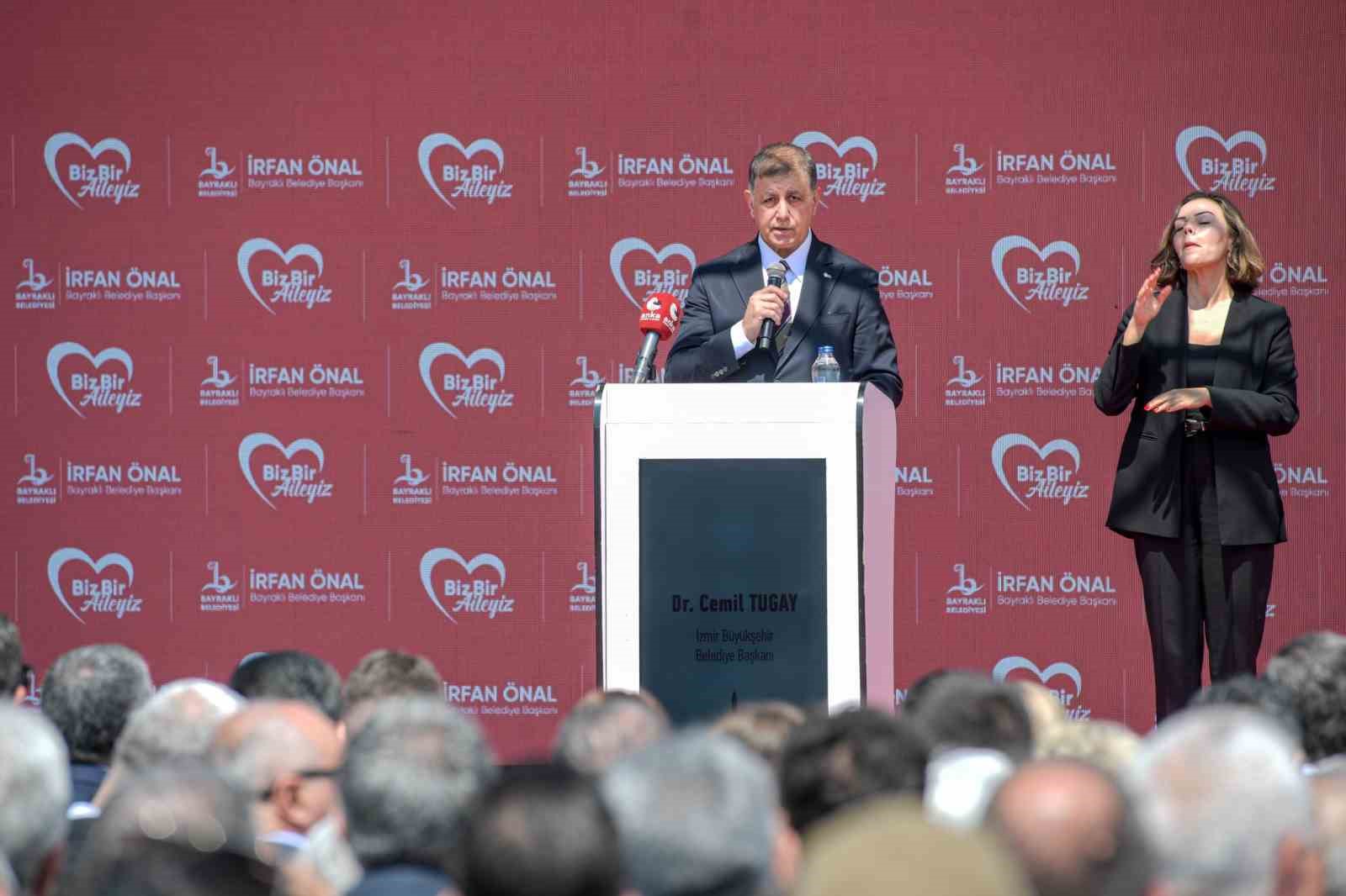ozgur ozel izmirde ferdi zeyrek spor kompleksinin acilisina katildi 9 ZdyNgWrE