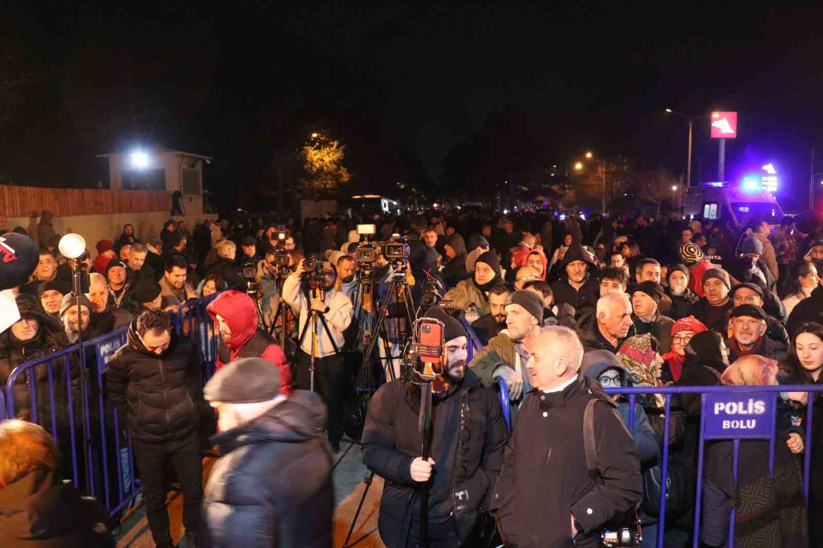 ozgur ozel tanjuyla gurur duyuyoruz 1 ZQ15p912
