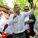 ozgur-ozel-ya-bir-yol-bulacagiz-ya-bir-yol-acacagiz-UGzzJ2UF.jpg