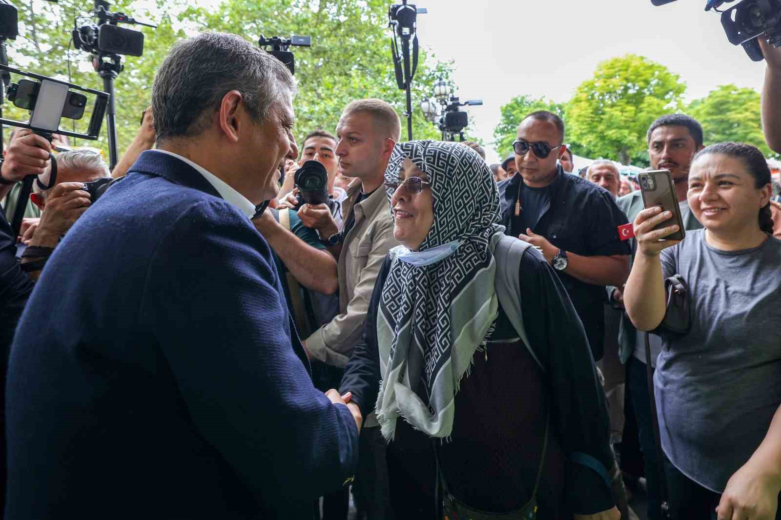 Özgür Özel: "YENİ Parti ilk kez ve son kez ana muhalefet partisi olarak bütçe çalışmalarına katılacak" 9 ozgur ozel yeni parti ilk kez ve son kez ana muhalefet partisi olarak butce T8S7hcnH