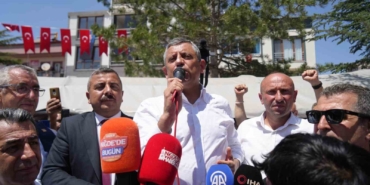 ozgur-ozel-yolumuza-devam-edecegiz-DKiR8N8S.jpg