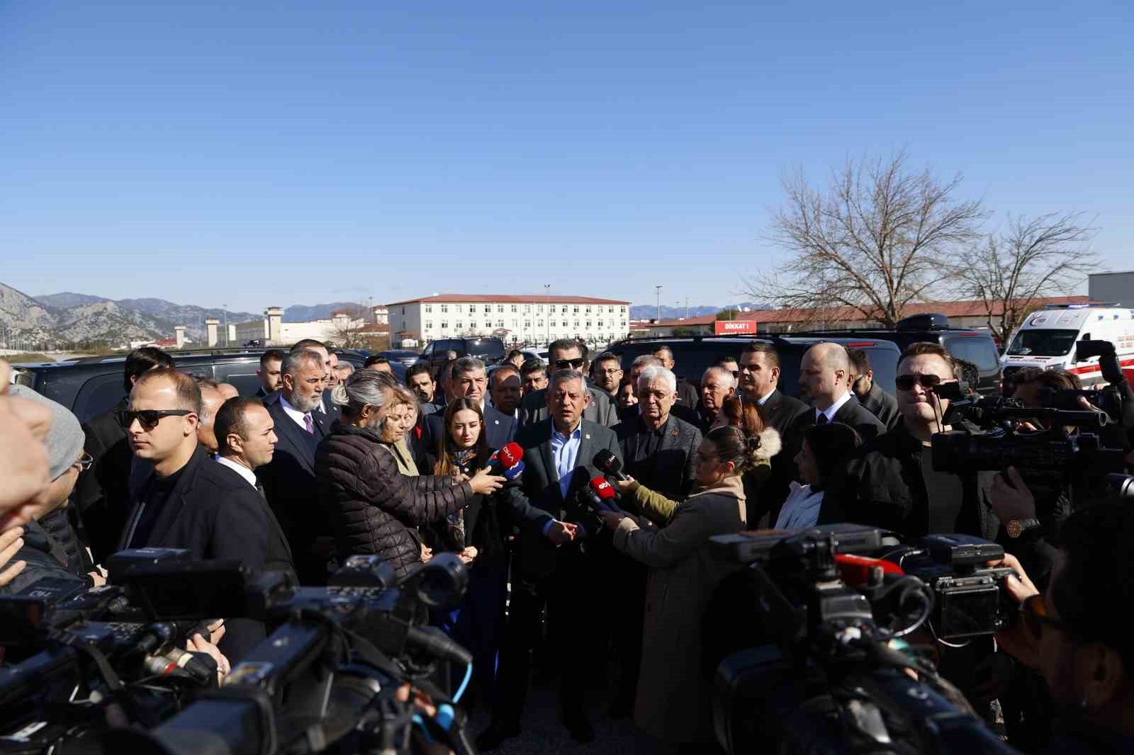 ozgur ozelden tanju ozcan aciklamasi 3 nIqXHVrM