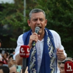 ozgur-ozelden-yeni-parti-sinyali-sizi-hic-uzmeden-yeni-bir-yol-acacagiz-XYqcaSMz.jpg