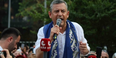 ozgur-ozelden-yeni-parti-sinyali-sizi-hic-uzmeden-yeni-bir-yol-acacagiz-XYqcaSMz.jpg