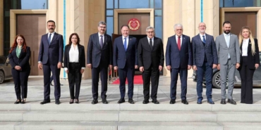 ozturkler-anavatanla-kopmaz-baglarimiz-her-turlu-tehlikeye-karsi-guc-vermeye-devam-edecek-wx7xfE46.jpg