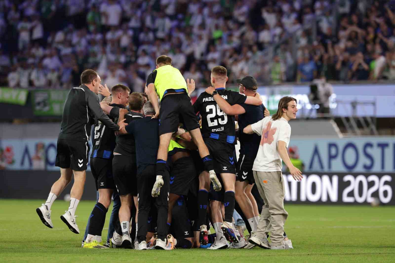 paderborn bundesligaya yukseldi 0 5RtJmvlt